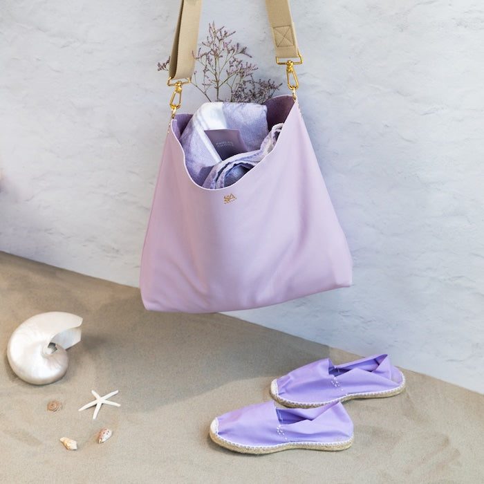 Handgemaakte tote tas en lavendel espadrilles