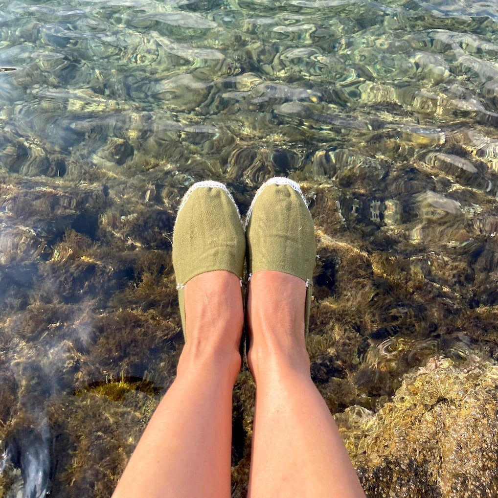 Handgemaakte Spaanse espadrille kaki