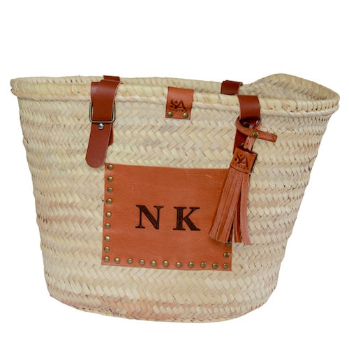 handgemaakte rieten tas met binnenvak en initialen NK