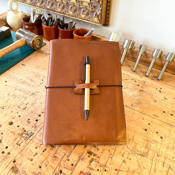 Leren notebook A5 met pennenhouder