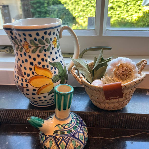 Handige organiser van palmblad voor in de keuken