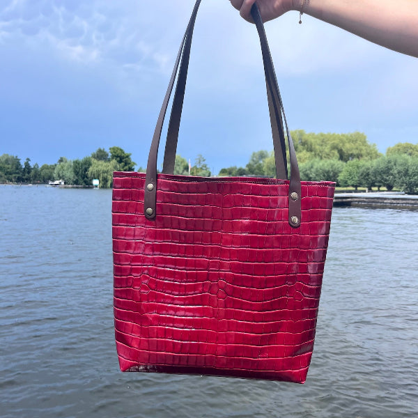 Leren shopper in krokoprint bordeaux uit de workshop leren tas