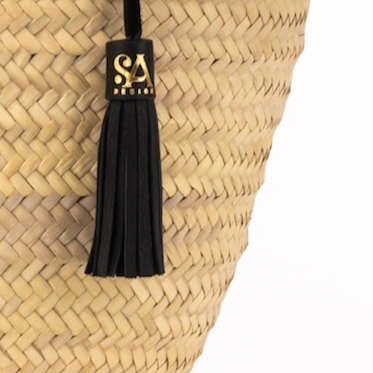 Handgemaakte rieten tas Sevilla met zwarte leren kwast